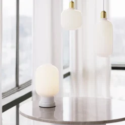 Amp Tischlampa