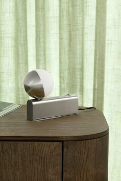 Balancer mini Wand- und Tischleuchte
