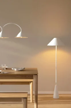 Cannes Stehleuchte 140 cm