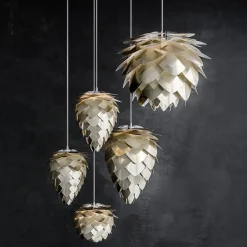 Conia Leuchte Messing