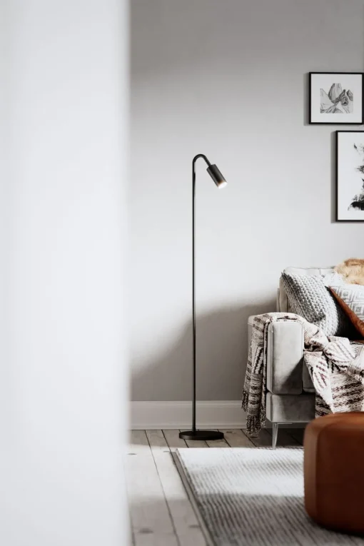 Curve Stehleuchte 146 cm