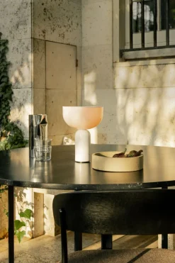 Kizu portable Tischleuchte