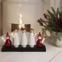 Lucia-Chor Advents-Fensterleuchter