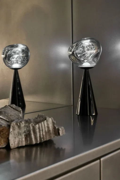 Melt Portable LED Tischleuchte 28,5cm