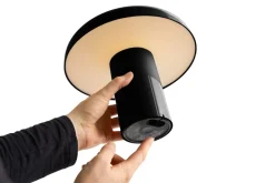 Pao Portable Tischleuchte