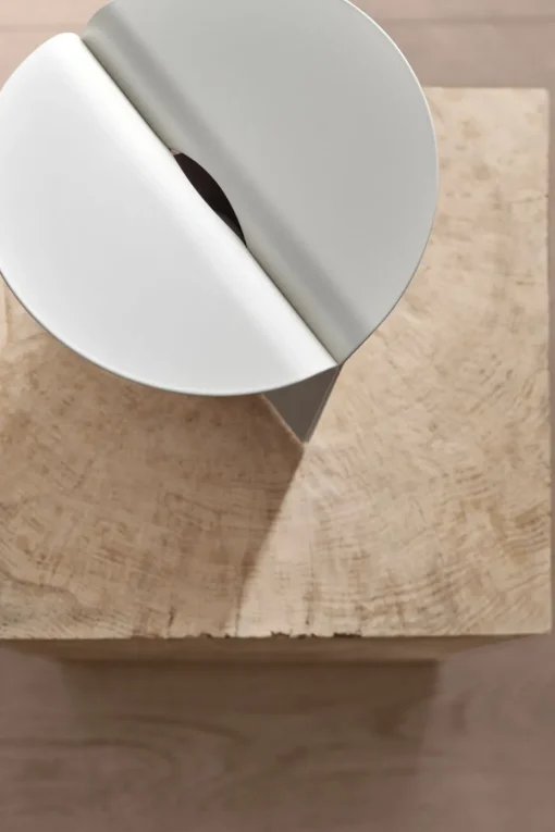 RF200 Petal Tischleuchte, Black oak-white